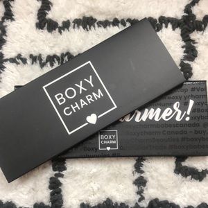 Boxy eyeshadow palette- band new